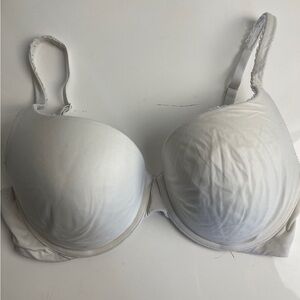 Victoria's Secret White Seamless Bra with Adjustable Straps